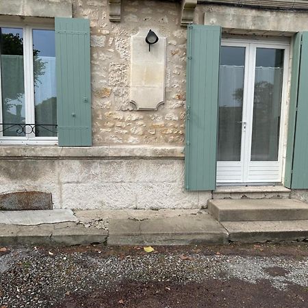 Ferienwohnung T2 Renove Proche Des Arenes Saintes Exterior foto