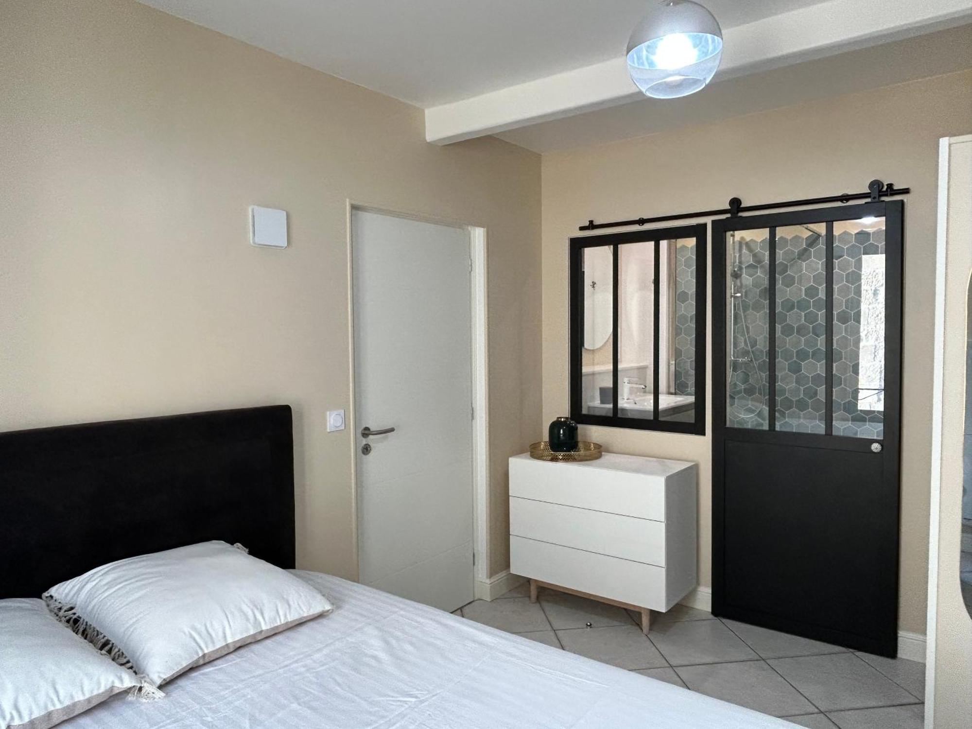 Ferienwohnung T2 Renove Proche Des Arenes Saintes Exterior foto