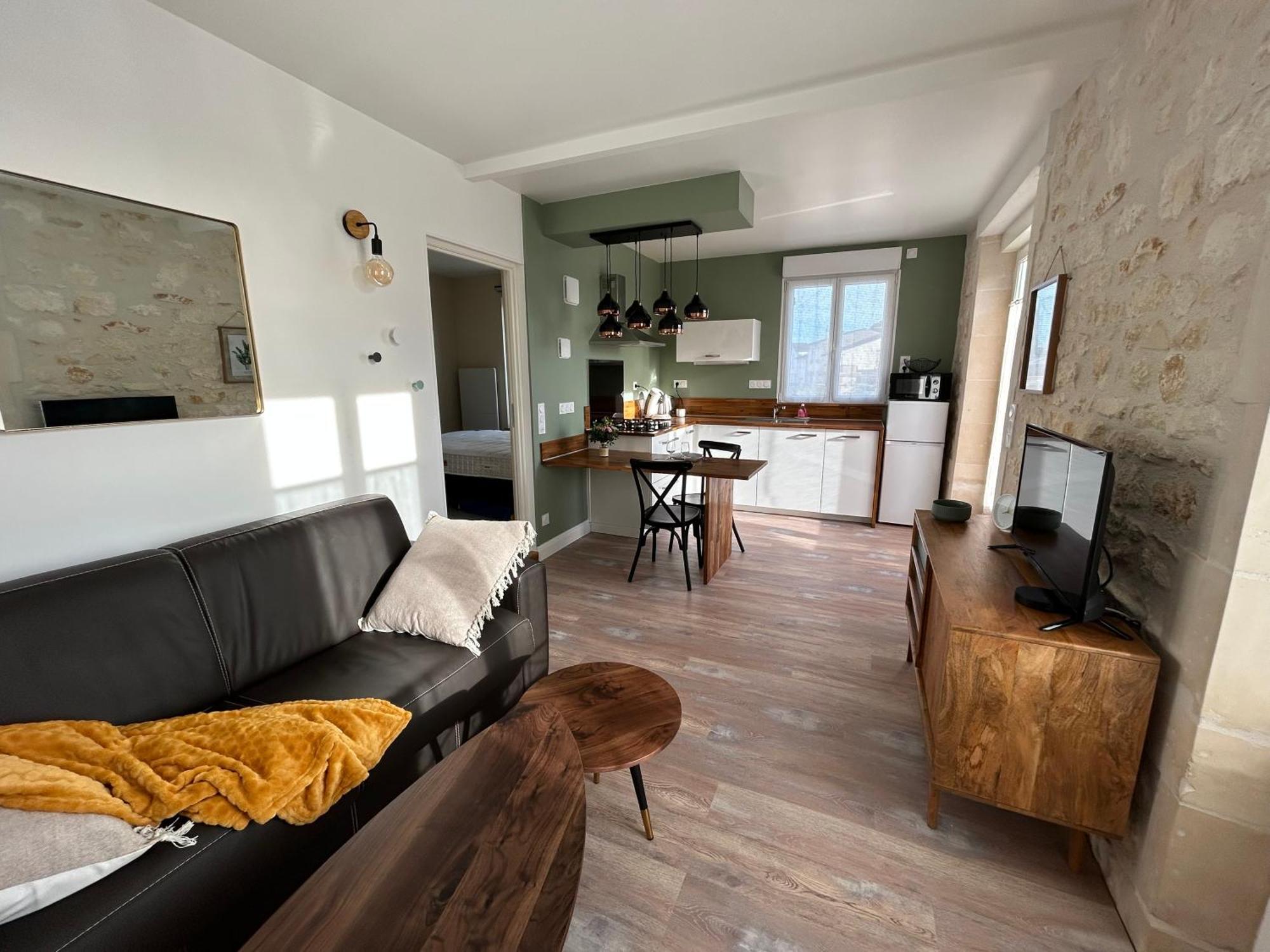 Ferienwohnung T2 Renove Proche Des Arenes Saintes Exterior foto